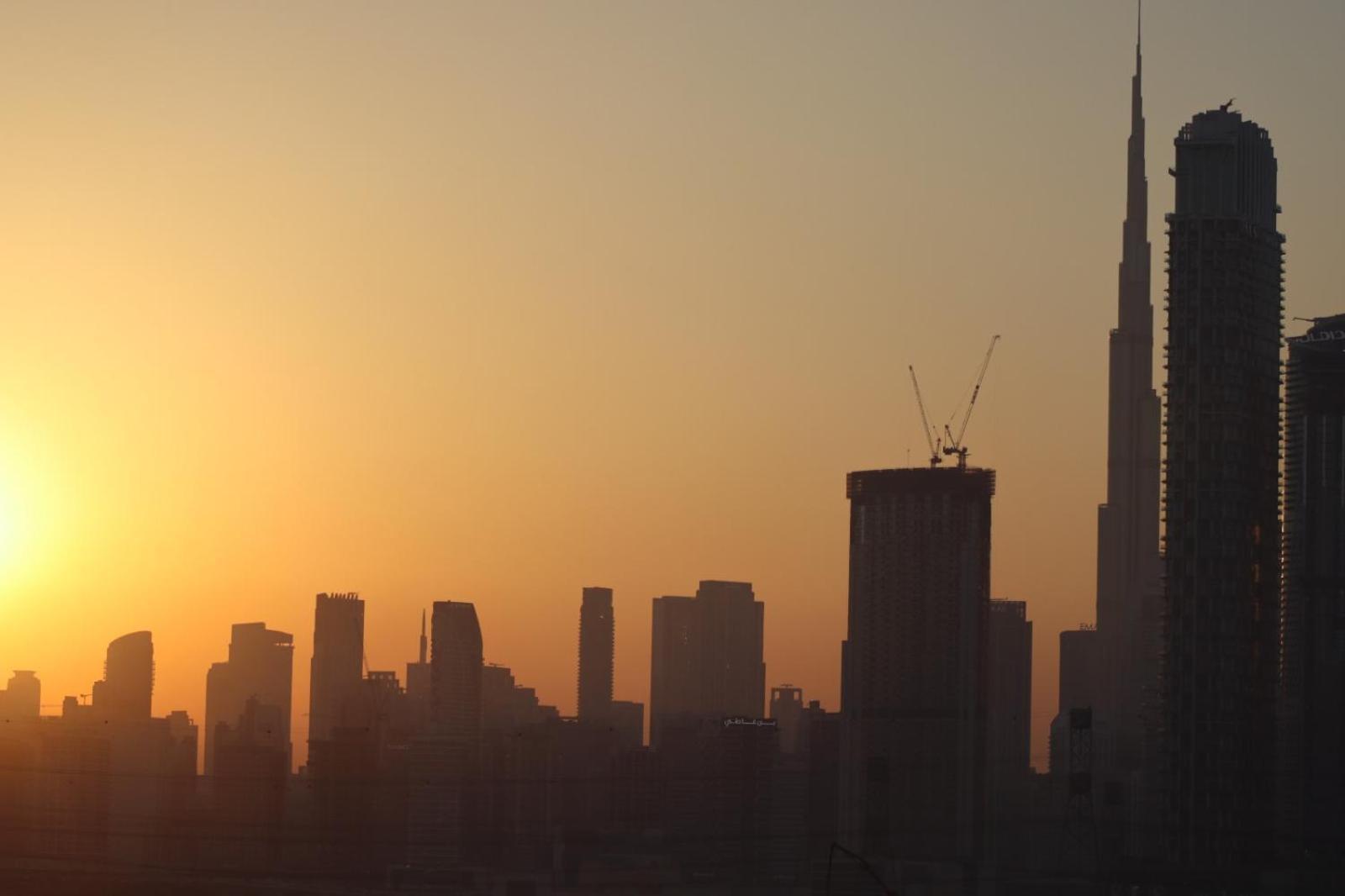 Apartment Living With Burj Khalifa