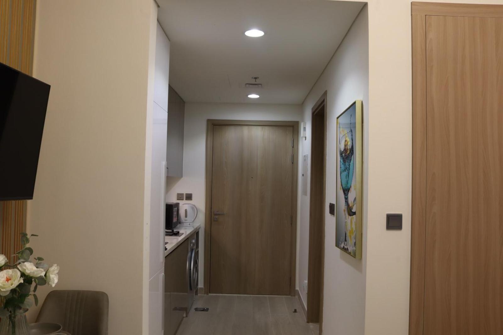 Living With Burj Khalifa Apartment *