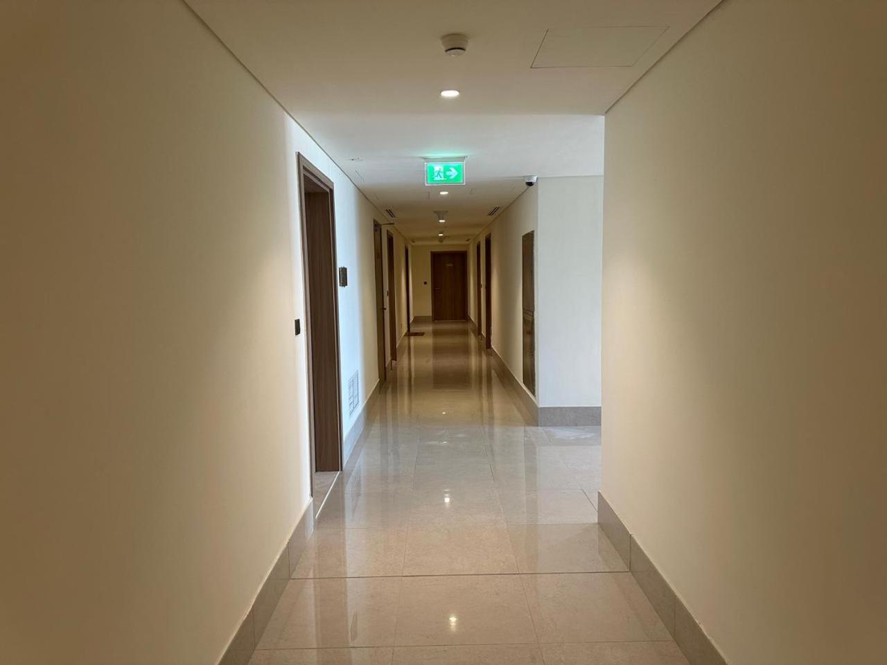 Living With Burj Khalifa Apartment *